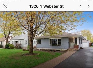 1326 N Webster St, Naperville, IL 60563
