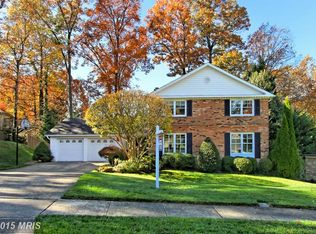 8903 Autumn Leaf Ct, Fairfax, VA 22031