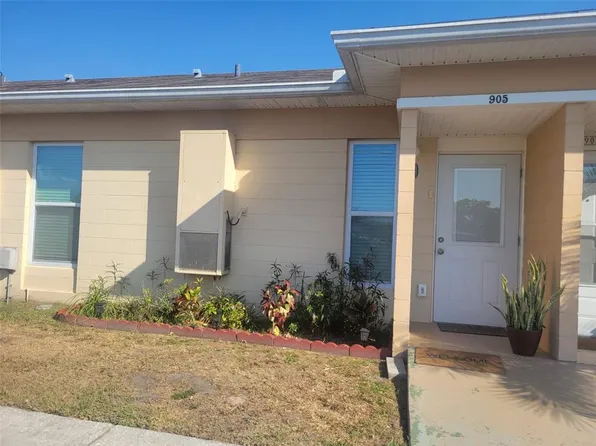 905 Club Cir, Lake Wales, FL 33854