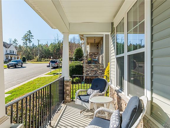 5th image of 418 Diamond Creek Dr