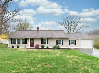 8 Sylvan Way, Wallingford, CT 06492