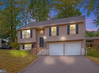 22 Myrtle Rd, Fredericksburg, VA 22405