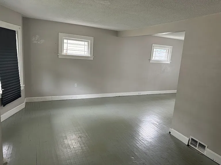 3424 W 132nd St — Photo 5