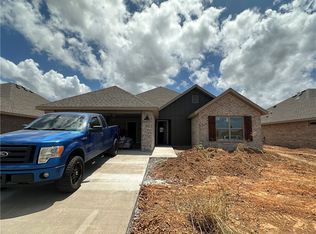 311 Palm St, Centerton, AR 72713