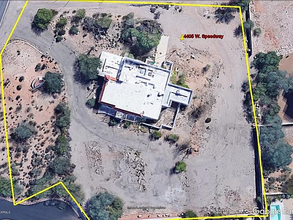 5th image of 4405 W Speedway Blvd