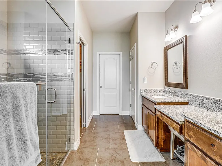 7617 Diamond Dr — Photo 22