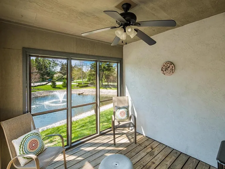 6985 Muirfield Dr — Photo 25
