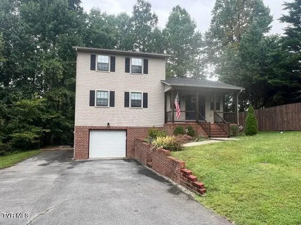 3529 Ian Dr, Johnson City, TN 37604