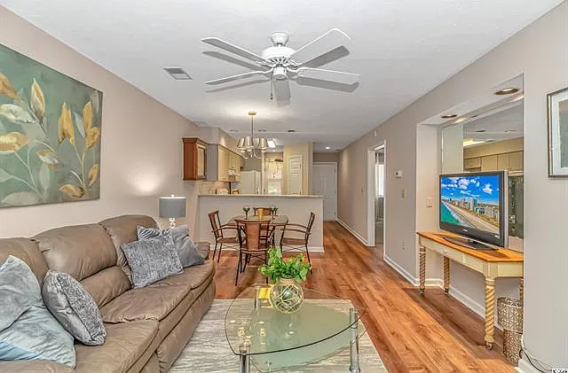 4107 Pinehurst Cir #4-DD — Photo 2