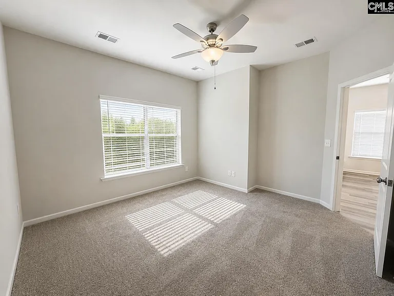 820 Lodgepole Ln — Photo 6