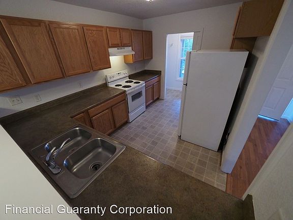 2nd image of 94 Charleston Ct #3940852
