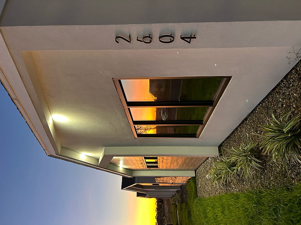 1st image of 2604 Mockingbird Rd #1