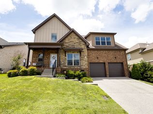 7632 Kemberton Dr E, Nolensville, TN 37135