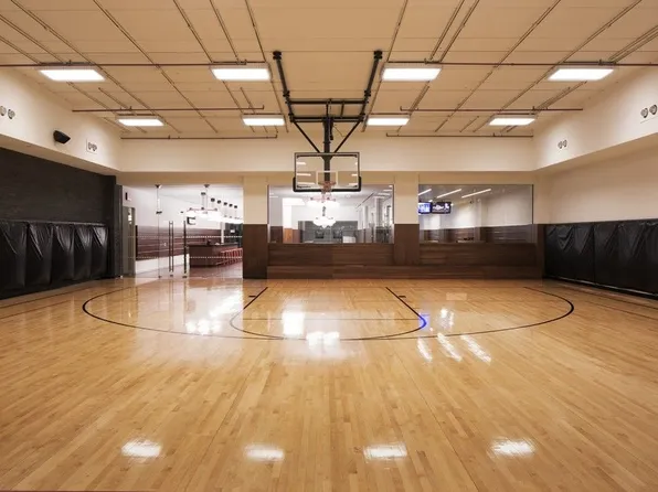 60 Riverside Boulevard image 6 of 8