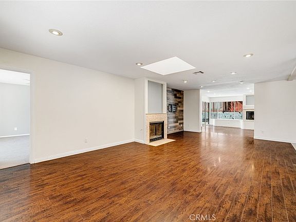 5th image of 11610 Cornell Ave