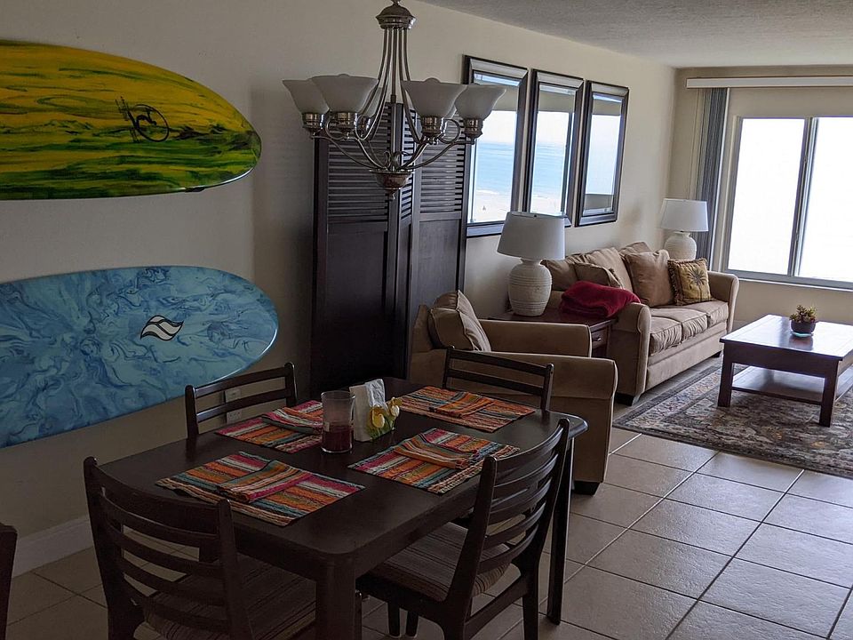 Dining room and living room combination