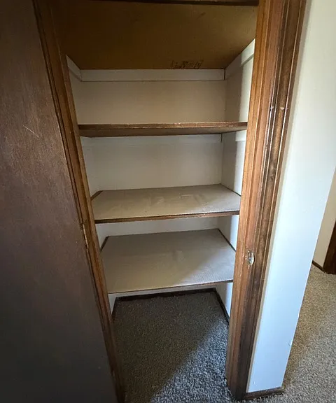 2933 W Roxbury St — Photo 12
