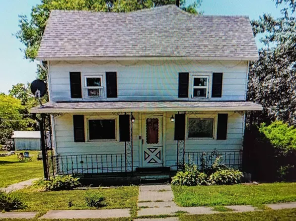 214 N Baker St, Keota, IA 52248