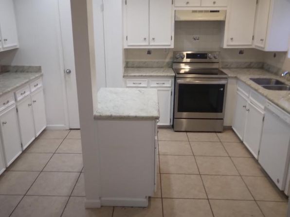 17206 Windy Pines Cir