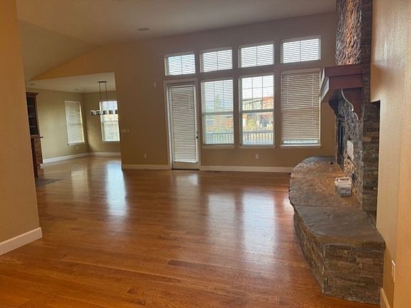 2nd image of 61897 Fall Creek Loop