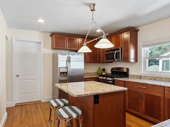 30 Unity Ave #30, Belmont, MA 02478