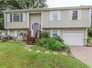 10 Haywood Rd, Coventry, RI 02816