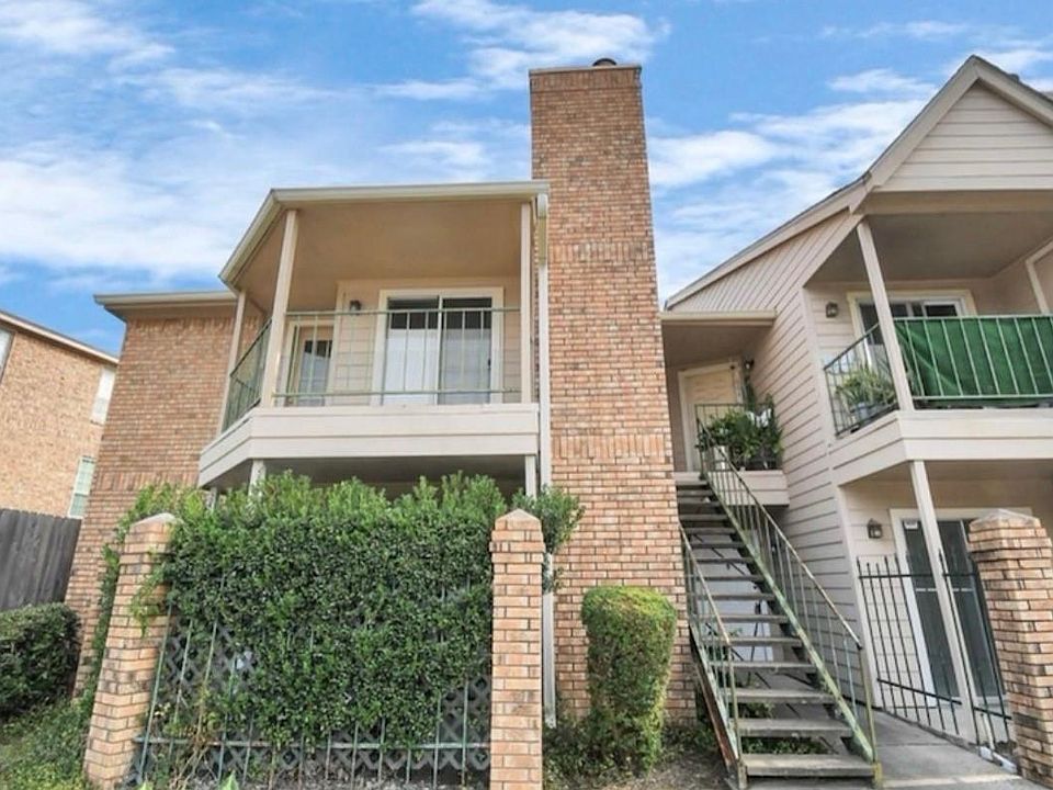 1st image of 3770 Lovers Wood Ln APT 606