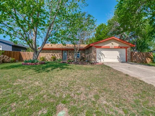 615 N Ector Dr, Euless, TX 76039