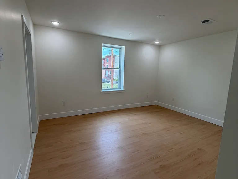 4212 Lancaster Ave #202 — Photo 19