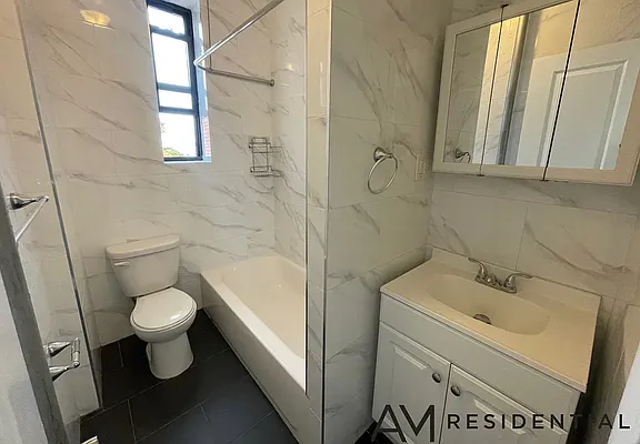 Rented by AM Residential | media 2