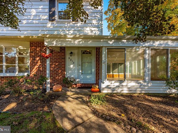 2nd image of 6813 Carlinda Ave