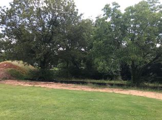 705 Hembree Rd, Roswell, GA 30076