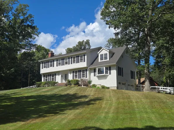 30 Jewel Lane, New Fairfield, CT 06812
