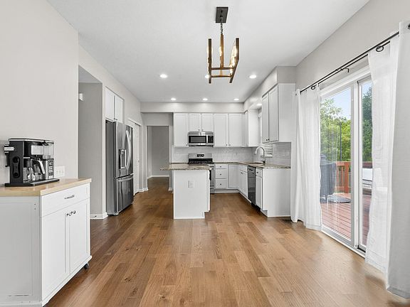 5th image of 7975 Holderman St