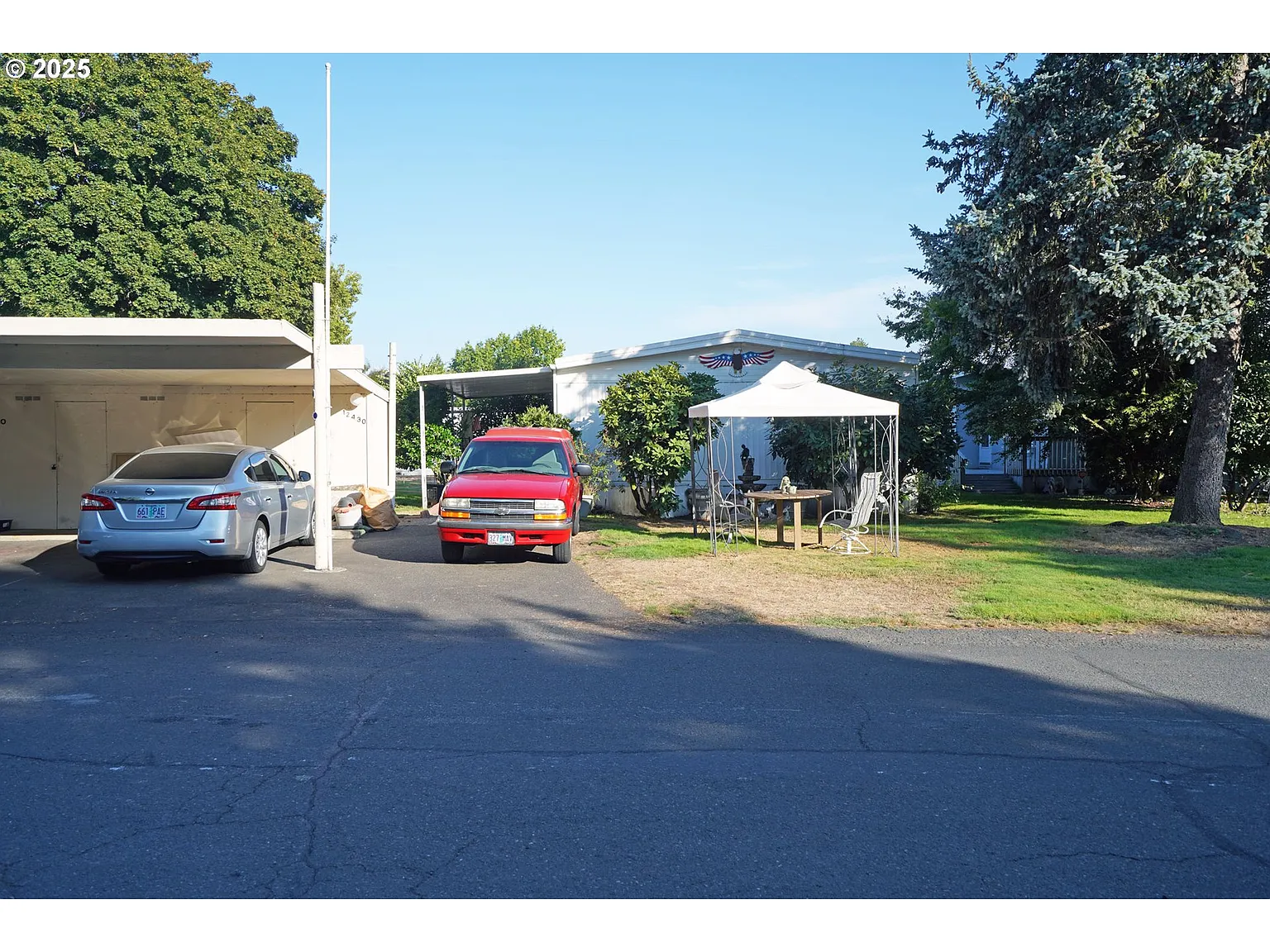 12430 N South Shore Ave photo 1