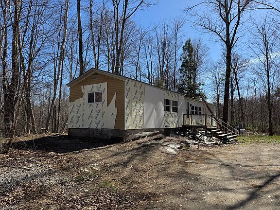 2nd image of 330 Old County Road