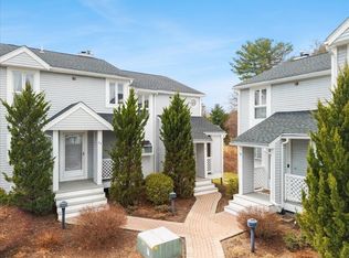 21 Alcott Cir #21, Taunton, MA 02780