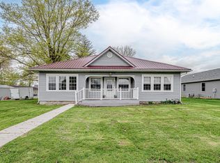 555 N Maddux St, Markle, IN 46770