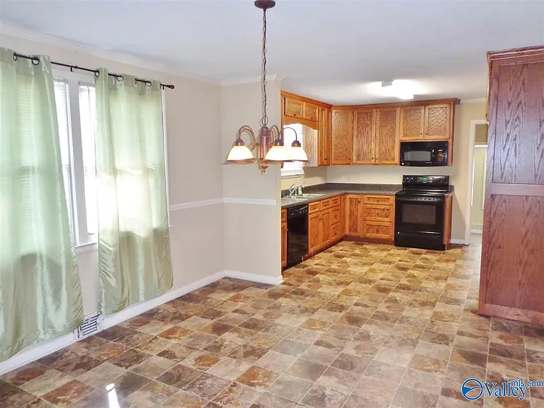 7705 Holland Dr SW — Photo 3