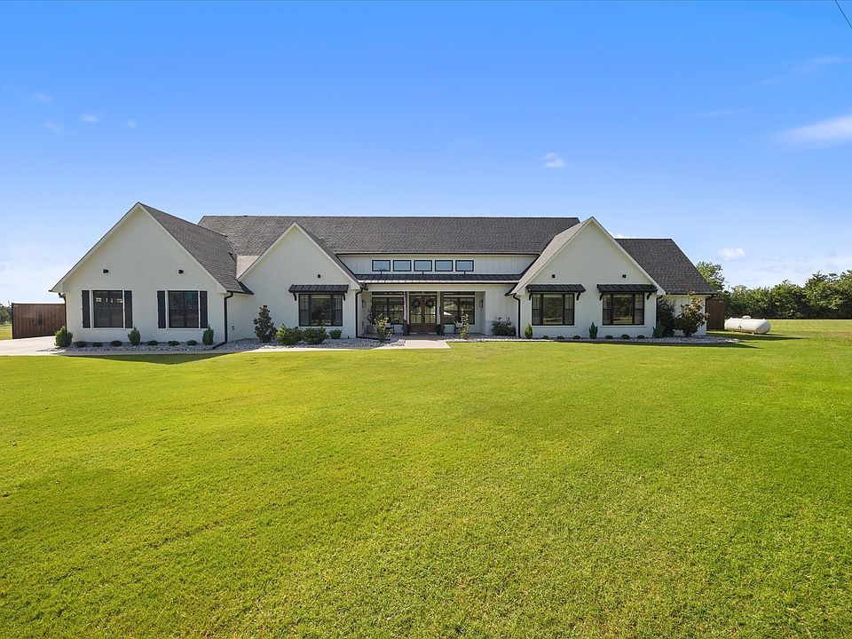 1st image of 4884 County Road 2216