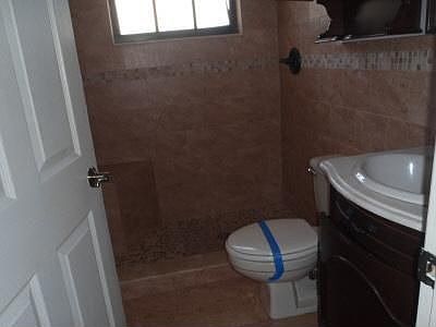 5th image of 15254 NW 87th Ct