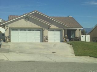 301 Coyote Dr, Colton, CA 92324