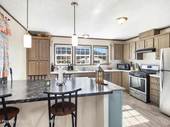 244 Bent Creek Cir, Parachute, CO 81635