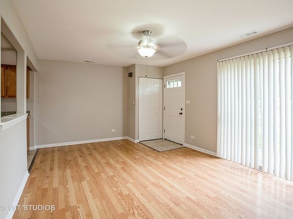5th image of 324 Donna Ct Unit B