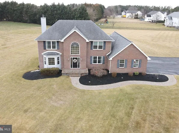 45 Meadow Dr, Middletown, DE 19709