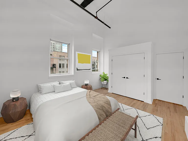 716 Madison St #301 — Photo 9