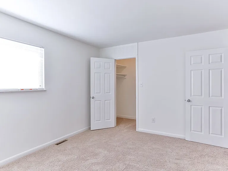 Highland Commons — Photo 34
