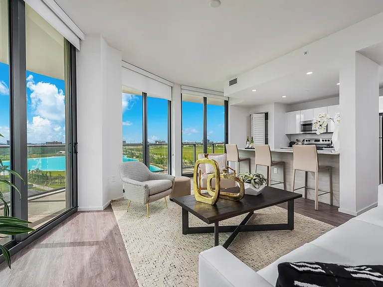Enjoy floor-to-ceiling windows with panoramic views at the Shoreline