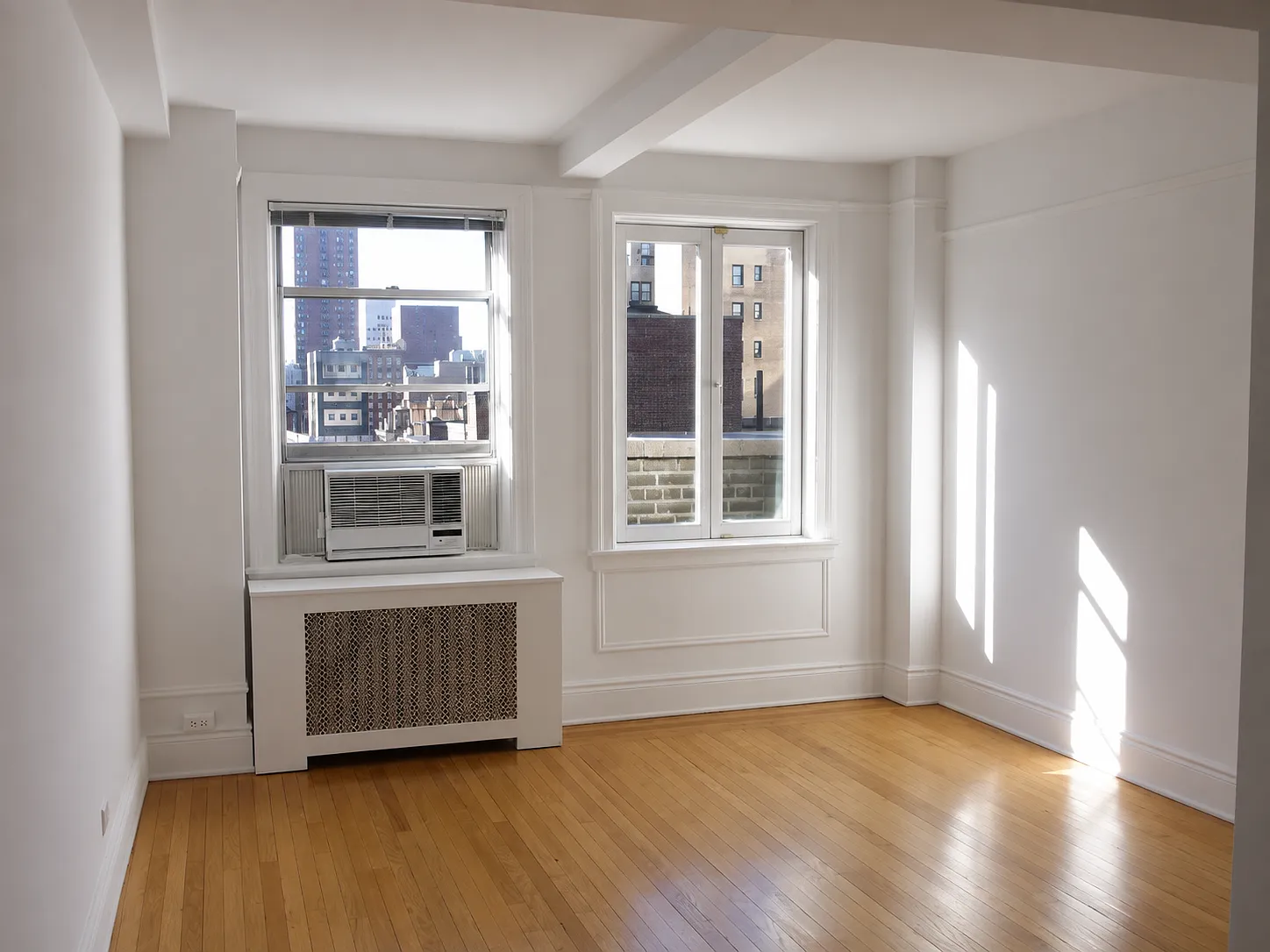 150 East 39th Street — Photo 2