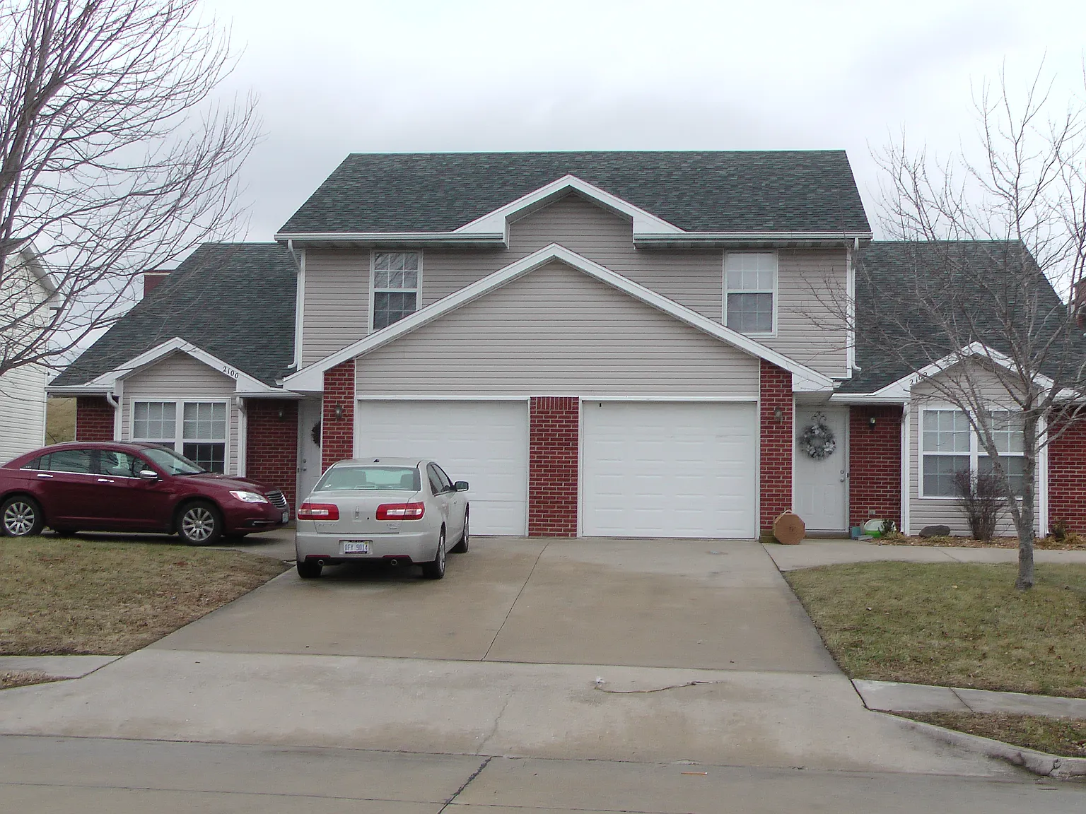 4 bed, 1367 sqft, $1,500 — Photo 1